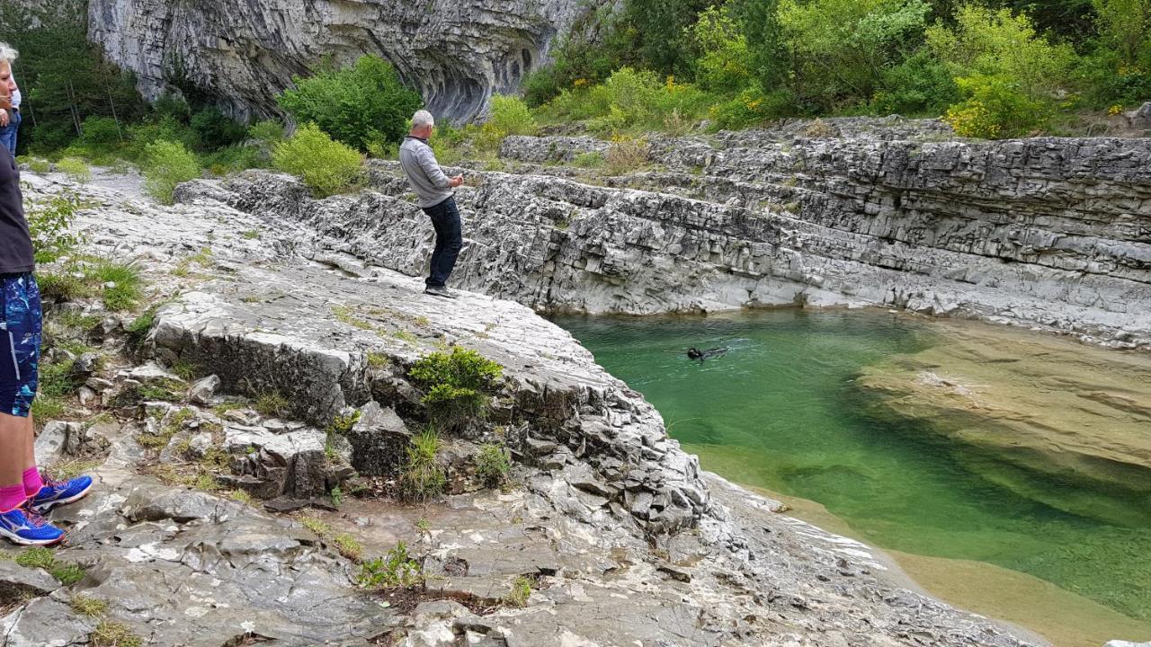 Les Hirondelles Villa Pont-de-Barret Eksteriør billede